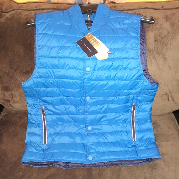 ⭐HP⭐Tommy Hilfiger Insulator Vest - Picture 5 of 5